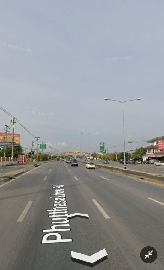 ที่ดินติดถนนพุทธสาคร(สาย4ตัดใหม่) เหมาะทำสำนักงาน, อ๊อฟฟิส 1