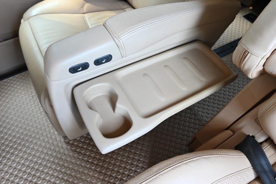 Hyundai GRAND STAREX 2.5 ( 2012 ) VIP Wagon รูปที่ 11