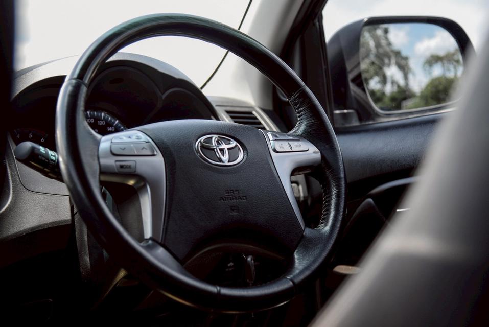 รหัสรถ CBL8671 TOYOTA FORTUNER 2.5 V AT 2014 14