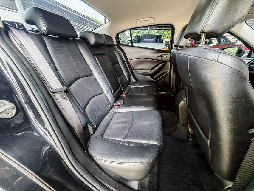MAZDA 3 2.0S 4ประตู 11