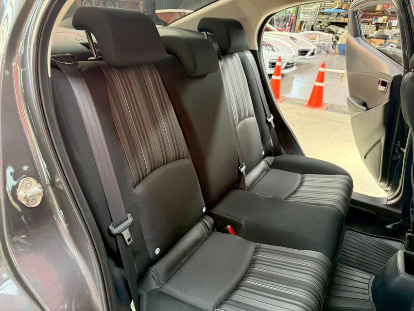 MAZDA2 1.3 E SEDAN ปี 2020 14