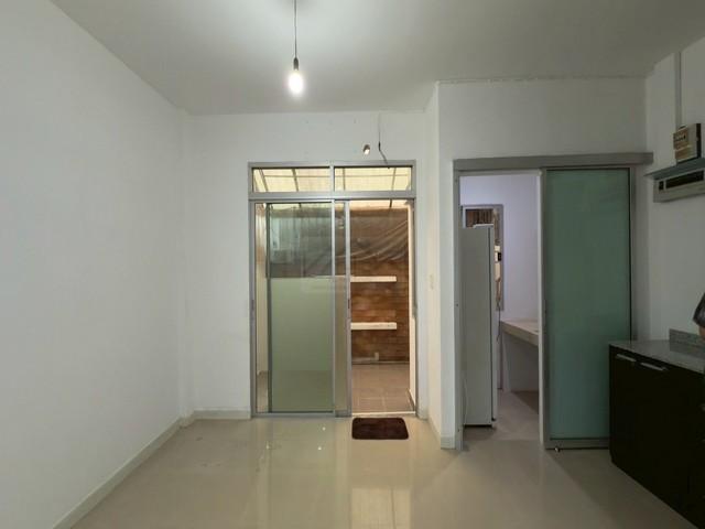 PB5332 ให้เช่าทาวน์โฮม 3ชั้น โครงการ บ้านกลางเมือง รอยัลโมนาโค ซอยศรีนครินทร์24 ใกล้ ซีคอน 5