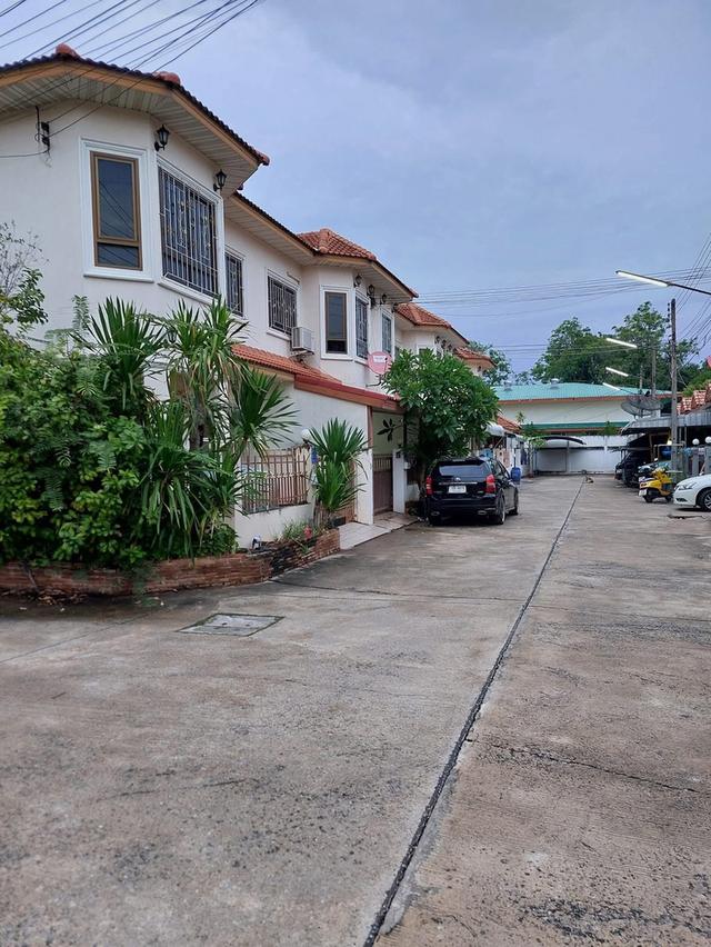 บ้านทาวน์โฮม2ชั้น 3ห้องนอน 2ห้องน้ำ 12