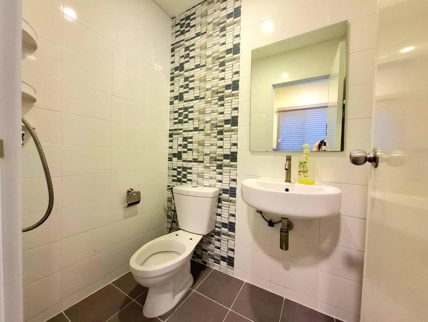 ขายทาวน์โฮม2 ชั้น 19.6 ตารางวา โครงการ คาซ่า ซิตี้ ( Casa city ) บางนา 8