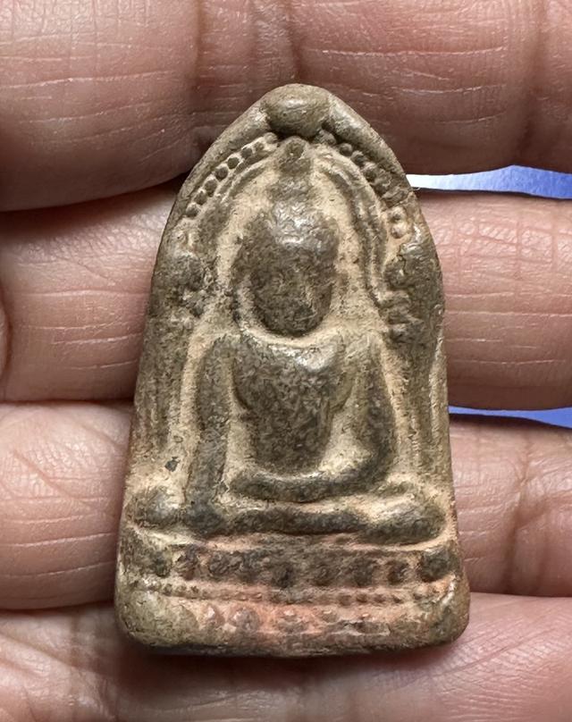 พระชินราช ใบเสมาเนื้อดิน