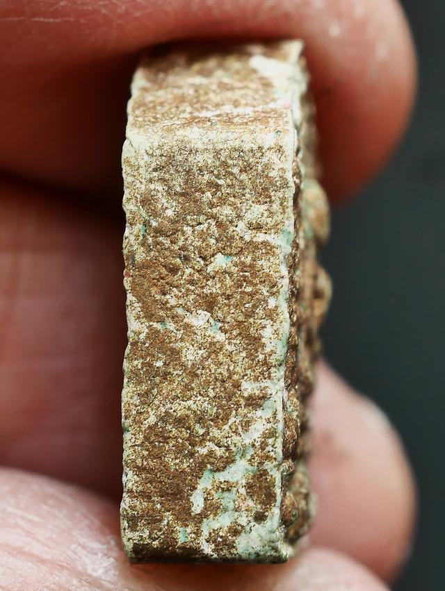 พระขุนแผน ผงพรายกุมาร พิมพ์เล็ก หลวงปู่ทิม วัดละหารไร่....เก่า เดิมๆ 9