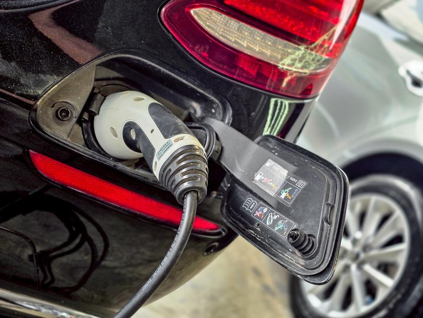 รหัสรถ CBL1411 🚗 Mercedes-Benz E350e Avantgarde 2.0 Plug-in Hybrid W213 ปี 2017 19