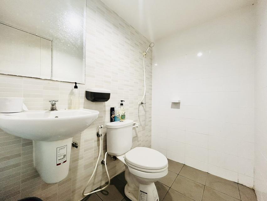 ทาวน์เฮ้าส์ 2 ชั้น 3 ห้องนอน 2 ห้องน้ำ 5