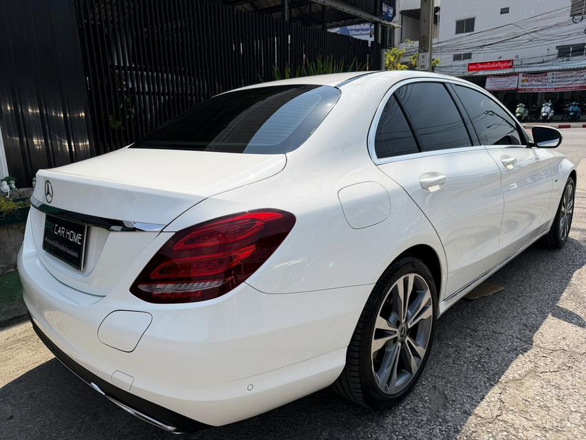 2018 BENZ C350E มือเดียวป้ายแดง เช็คศูนย์ตลอด ไมล์น้อย รูปที่ 3