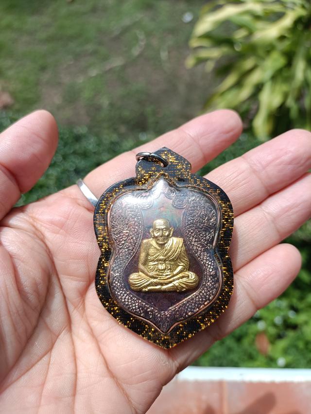 เหรียญเสมาใหญ่ ยกหน้า ปี46 หลวงปู่ทวด สมเด็จพระสังฆราชฯ ญสส วัดบวรนิเวศ หมายเลข ๘๐๐