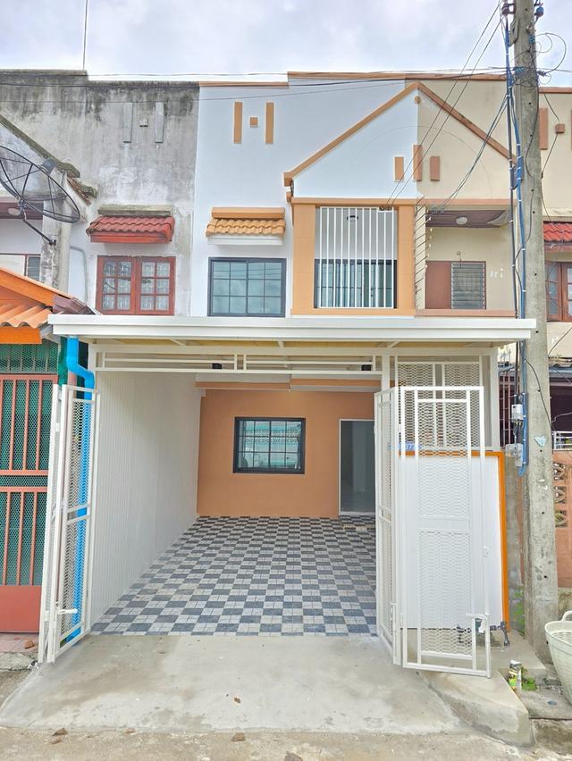 ขายทาวน์เฮ้าส์2ชั้น หมู่บ้านแสงตะวัน ซ.14  1