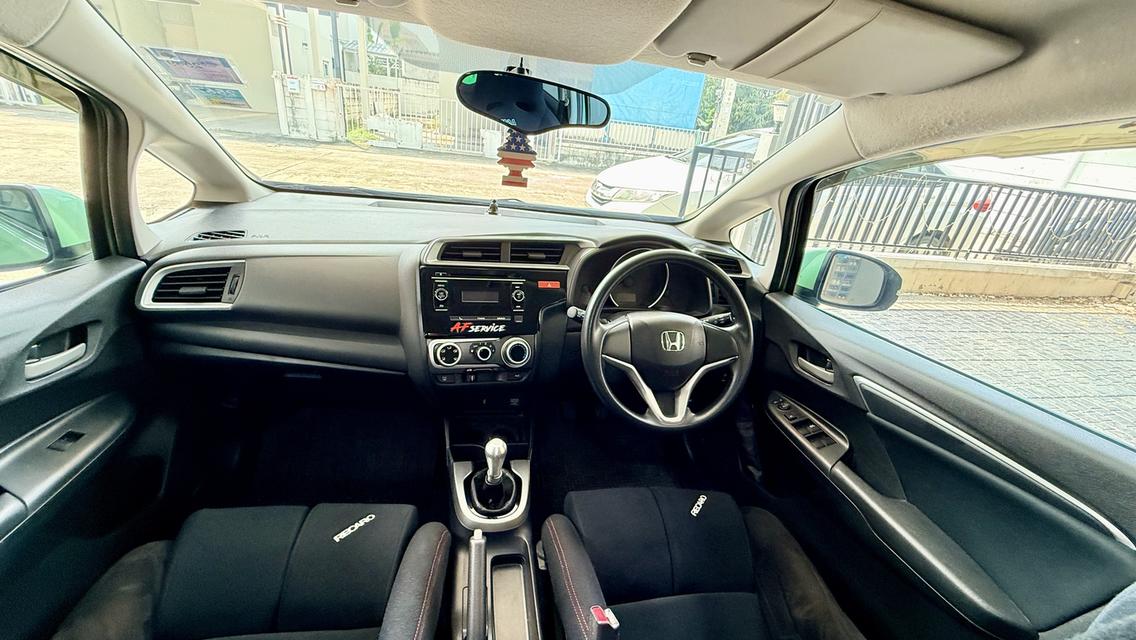 Honda Jazz GK MT ปี 2016 รูปที่ 11