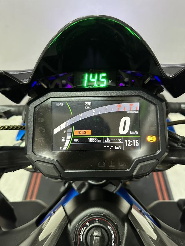 Z900SE ออกรถเพียง7,000 บาท 8