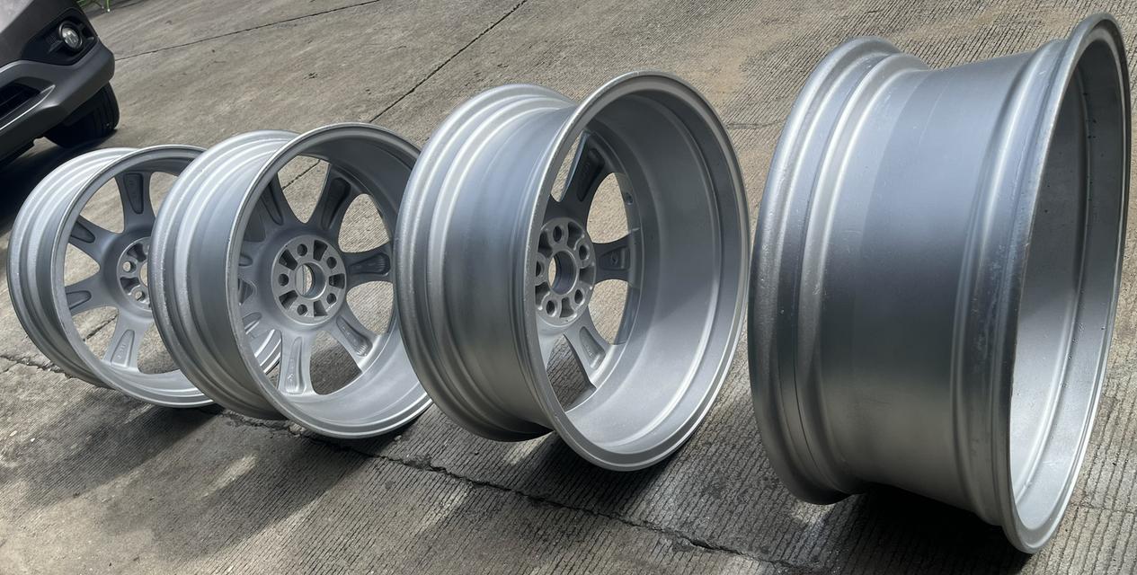 แม็กซ์ มือสอง Toyota Wish สีซิลเวอร์ ขนาด 7-17 นื้ว 5 รู 100 รูปที่ 3