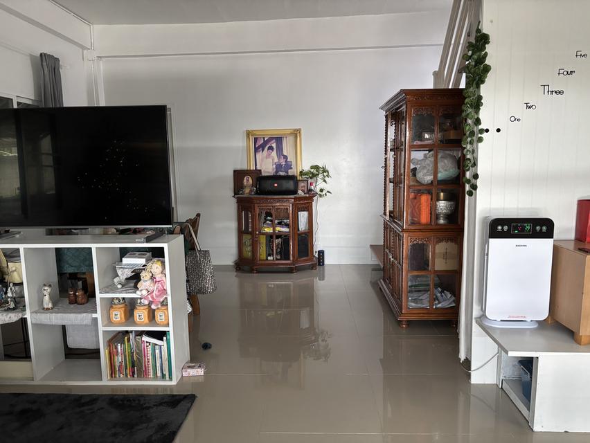 บ้าน 8