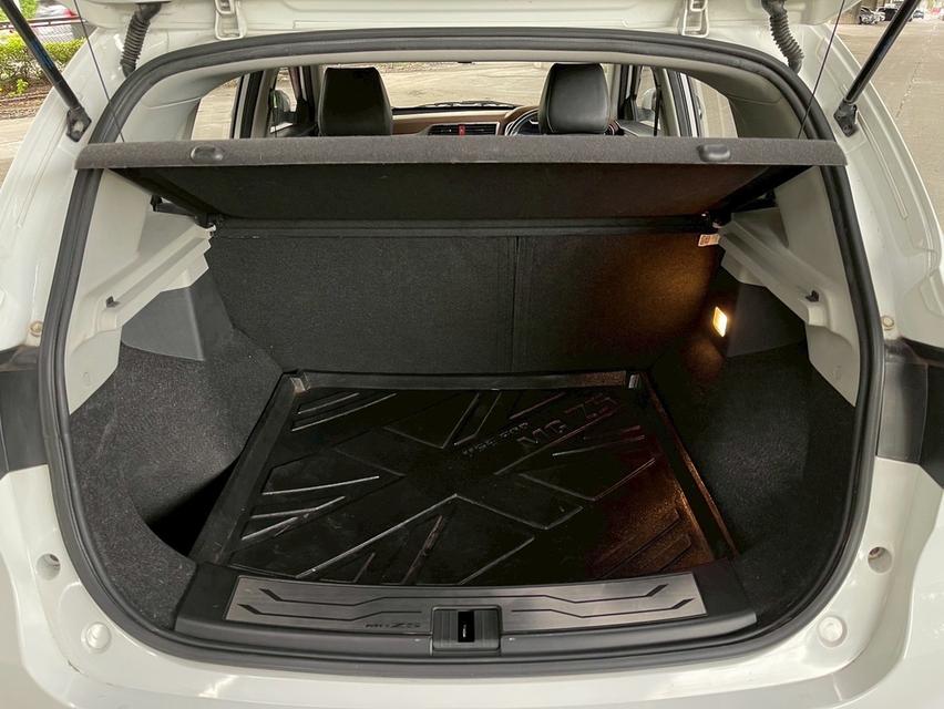 รหัสรถ WMT53 MG ZS 1.5 X Sunroof ปี 2018 16