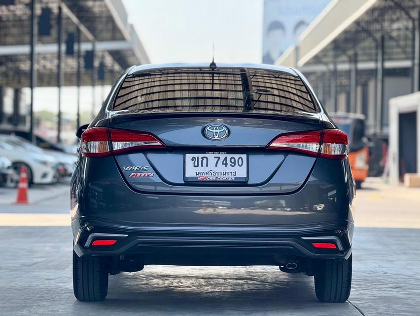 Toyota Yaris Ativ 1.2 Sport ปี 2021 16