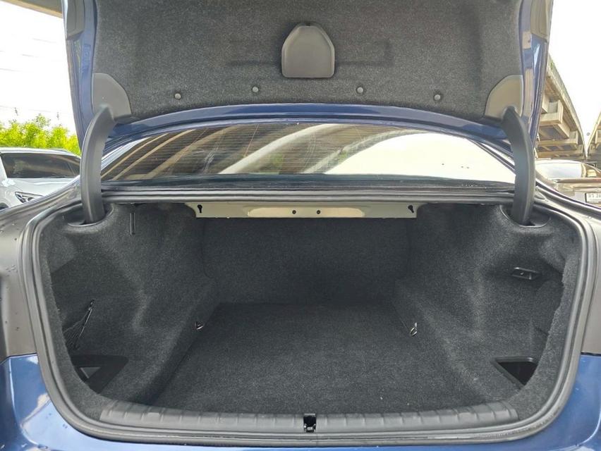 รหัสรถ WMT1180 รหัสรถ WMT1180 BMW 520d M Sport LCI G30 ปี 2023 18