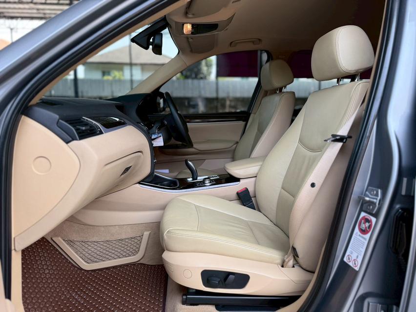 ปี 2013 BMW X3, 2.0d HIGHLINE โฉม F25ปี10-18 สีเทา เครื่องยนต์ดีเซล รูปที่ 9