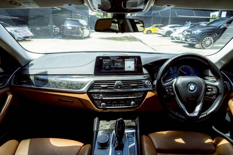 รหัสรถ 67GG4292 BMW 520d Sport (โฉม G30) 2018 รูปที่ 16