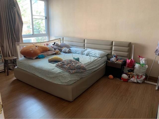 โฮมออฟฟิศ 3.5 ชั้น 4 ห้องนอน 5 ห้องนํ้า ทาวน์ อิน ทาวน์ อยู่ติดกับเลียบทางด่วน เอกมัยรามอินทรา 2