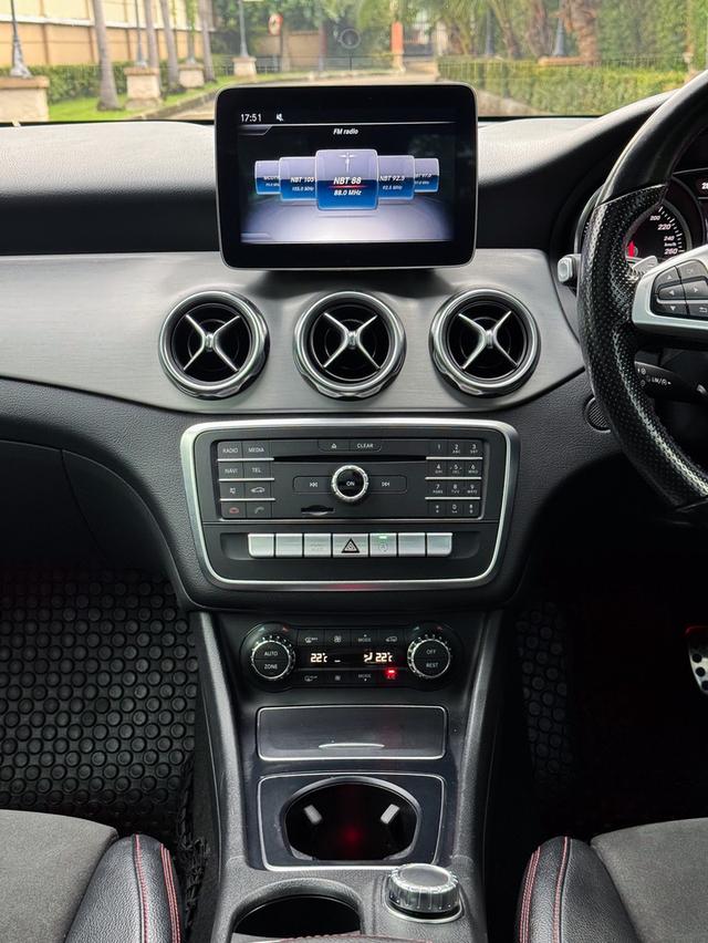 รหัสรถ AVA2211 💚  BENZ GLA250 AMG Dynamic ปี 2018  16