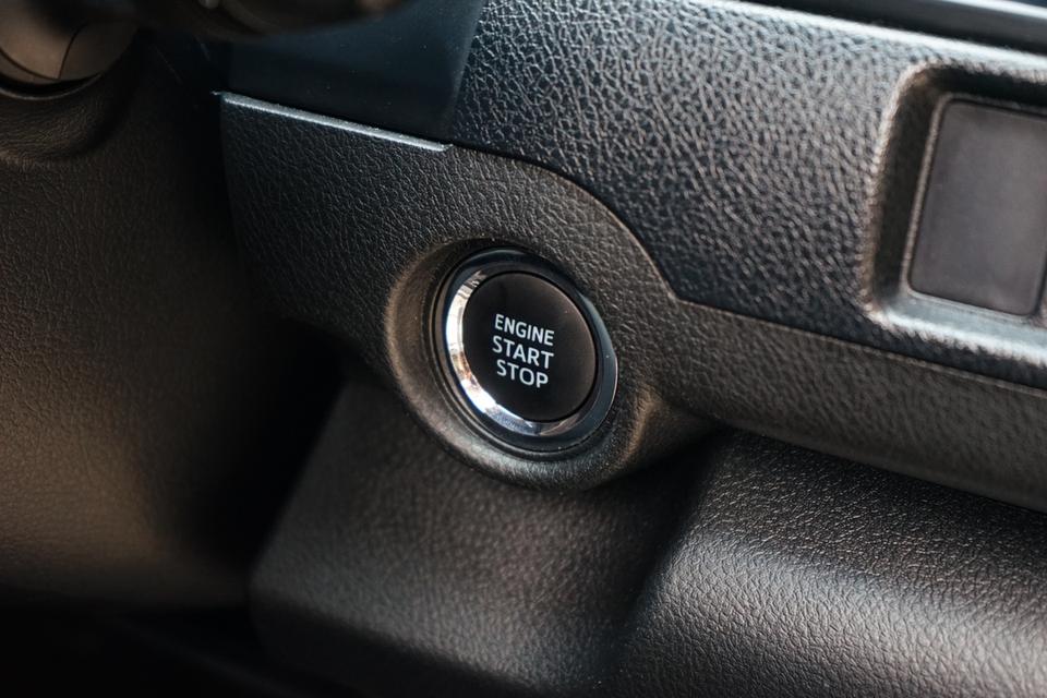 2014 TOYOTA CAMRY EXTREMO 12
