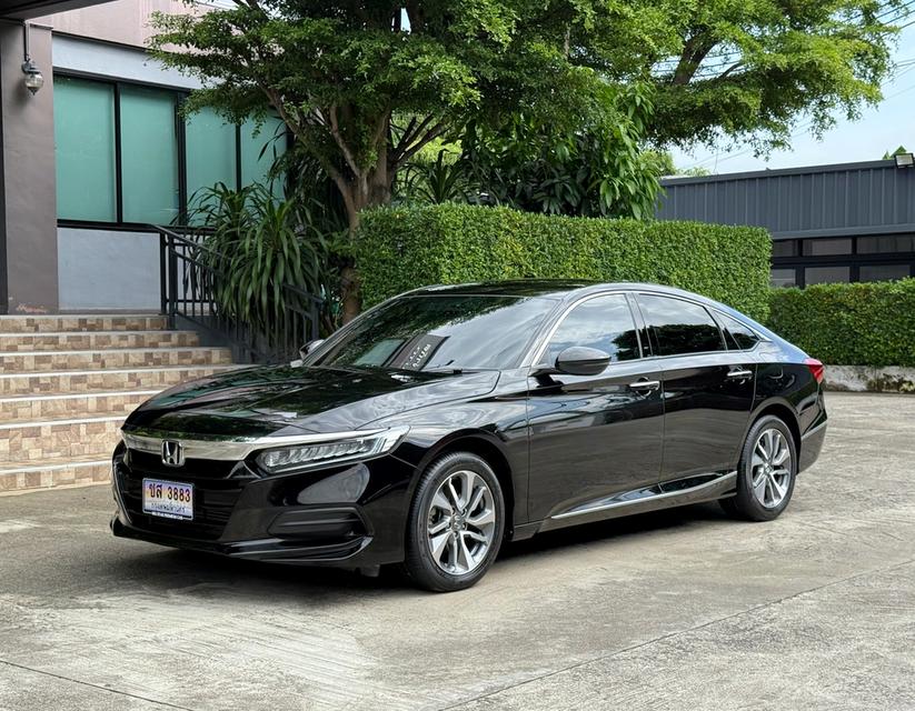 2022 HONDA ACCORD 1.5 TURBO รถมือเดียวออกป้ายแดง วิ่งน้อยเพียง 70,000 กม รถเข้าศูนย์ตรงระยะ รถไม่มีอุบัติเหตุครับ