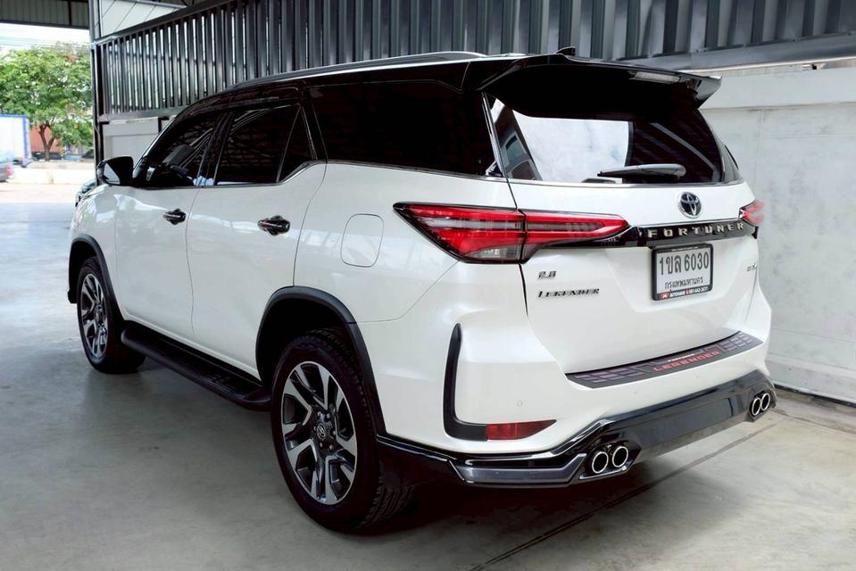 รหัสรถ SAP6030 🚗 Toyota Fortuner 2.8 Legender 4WD ปี 2021