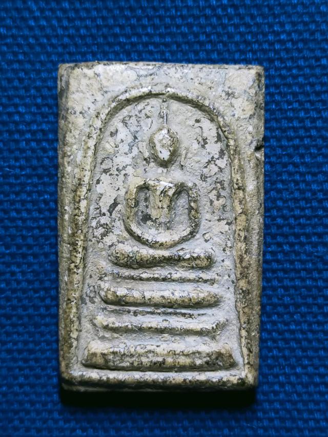 พระเครื่องพระกรุเนื้อดินชินผง