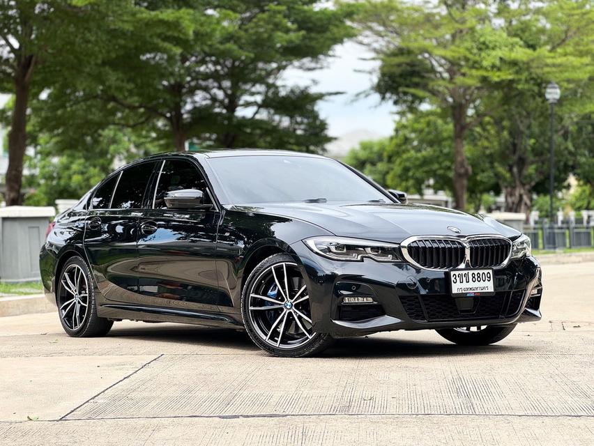 ขาย BMW 330e M-sport G20 2022 สีดำ ราคาถูก มี BSI วารันตีเหลือ รูปที่ 3