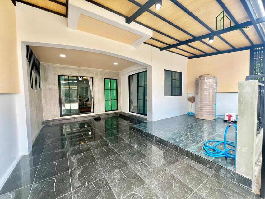 ทาวน์เฮ้าส์ 2ชั้น หมู่บ้าน เค.ซี.รามอินทรา 8 ถนนไทยรามัญ คลองสามวา 6