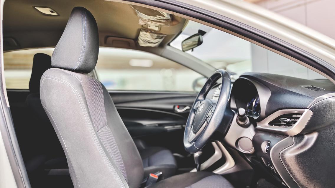 TOYOTA YARIS 1.2 G TOP A/T ปี 2017 จด 2018 รูปที่ 7