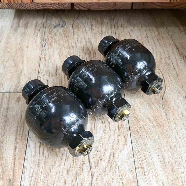 ถังสะสมพลังงานไฮดรอลิค (Accumulator) Parker ELM Series 3