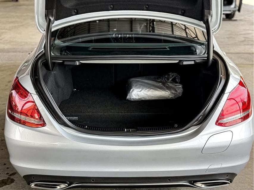 ปี 2017 BENZ C-CLASS, C350e AVANTGARDE โฉม W205 Plug-in Hybrid มือเดียวป้ายแดง 8