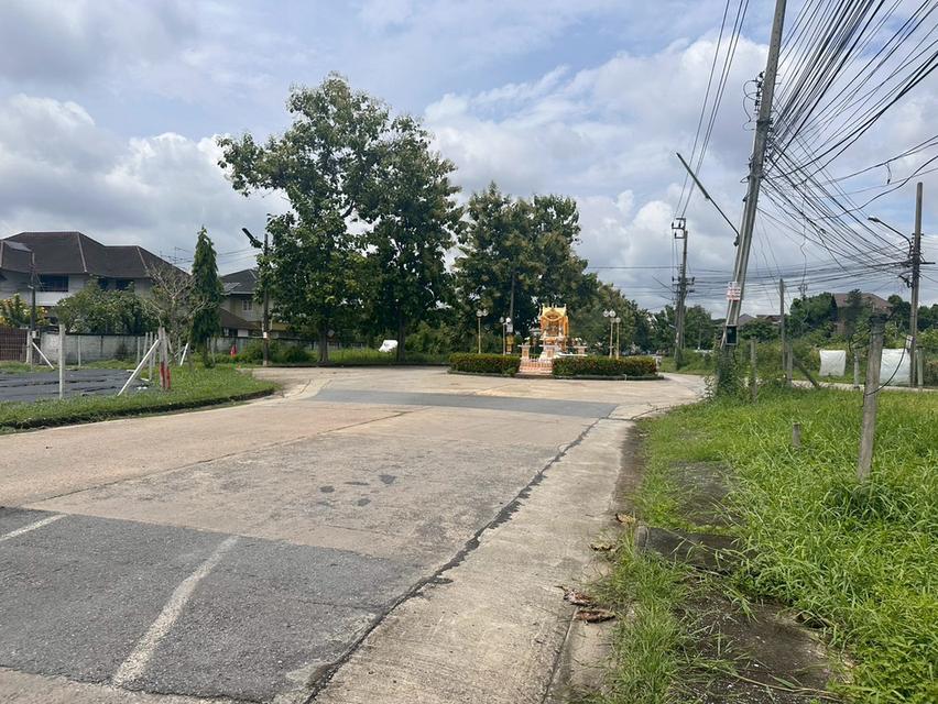 ขายที่ดินถมแล้ว ที่ดินสวย 487 ตรว. ซ. นวมินทร์24 อยู่ในหมู่บ้านศรีนคร เจ้าของขายเอง