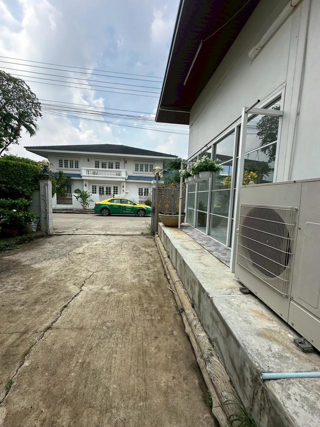 บ้านเดี่ยว 2 ชั้น หมู่บ้านเมืองเอก โครงการ 1 ถนนเอกทักษิณ ซอยเอกทักษิณ 2 ตำบลหลักหก อำเภอเมืองปทุมธานี จังหวัดปทุมธานี 7