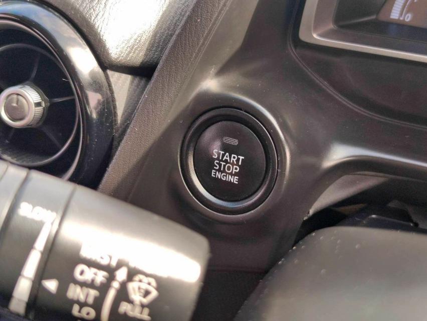 รหัสรถ CAT697 2015 Mazda 2 Skyactiv 1.5L ดีเซล  12