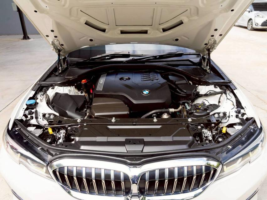 BMW 320Li Limousine Luxury ปีจด 2022 14