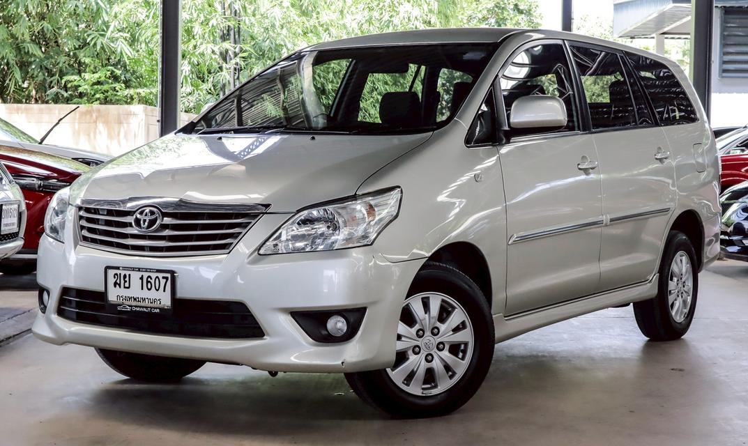 2012 TOYOTa INNOVA 2.0 G เบนซิน 2
