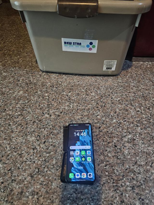 ขายๆๆๆถูกOppo Find NFlip2 สีBlack256กิ๊ก สูนTrueสภาพสวยการใช้งานดีเยี่ยมทุกๆฟังชั่นเครื่องรีสโตได้ตลอดไม่มีติดแอคเค้าใดๆคับ  สภาพ: 97% สวยๆคับไร้รอยต