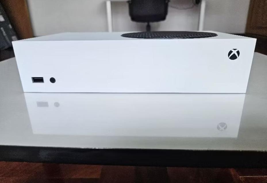 Xbox Series S ความจุ 512GB สภาพใหม่มาก 3