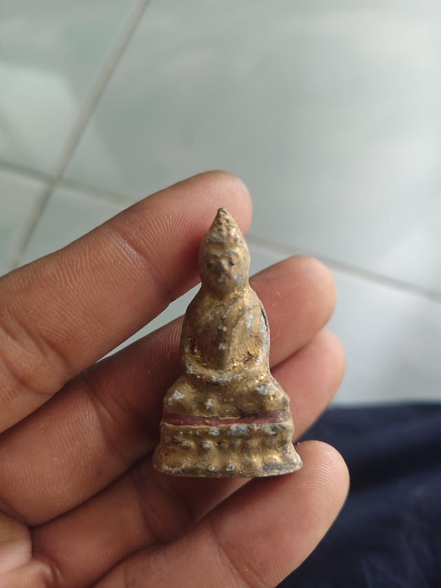 พระแก้บน หรือพระพุทธรูปโบราณขนาดจิ๋ว (ยุคอยุธยาตอนปลายถึงสมัยรัตนโกสินทร์ตอนต้น)