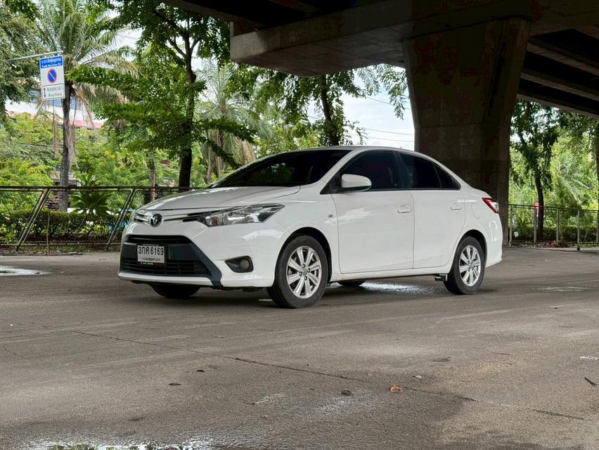 ขายรถ Toyota Vios 1.5E ปี 2014 สีขาว เกียร์ออโต้