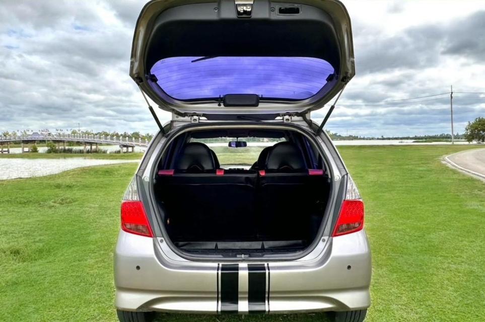 Honda Jazz GE 1.5E เบนซิน A/T ปี2006 รูปที่ 10