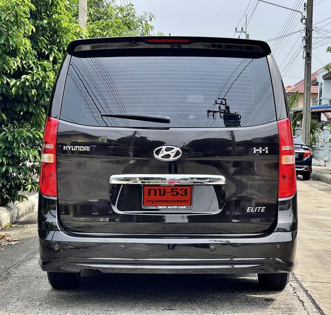 รหัสรถ AP8440 Hyundai H1 2.5 Elite ปี18 สีน้ำตาล ดีเซล