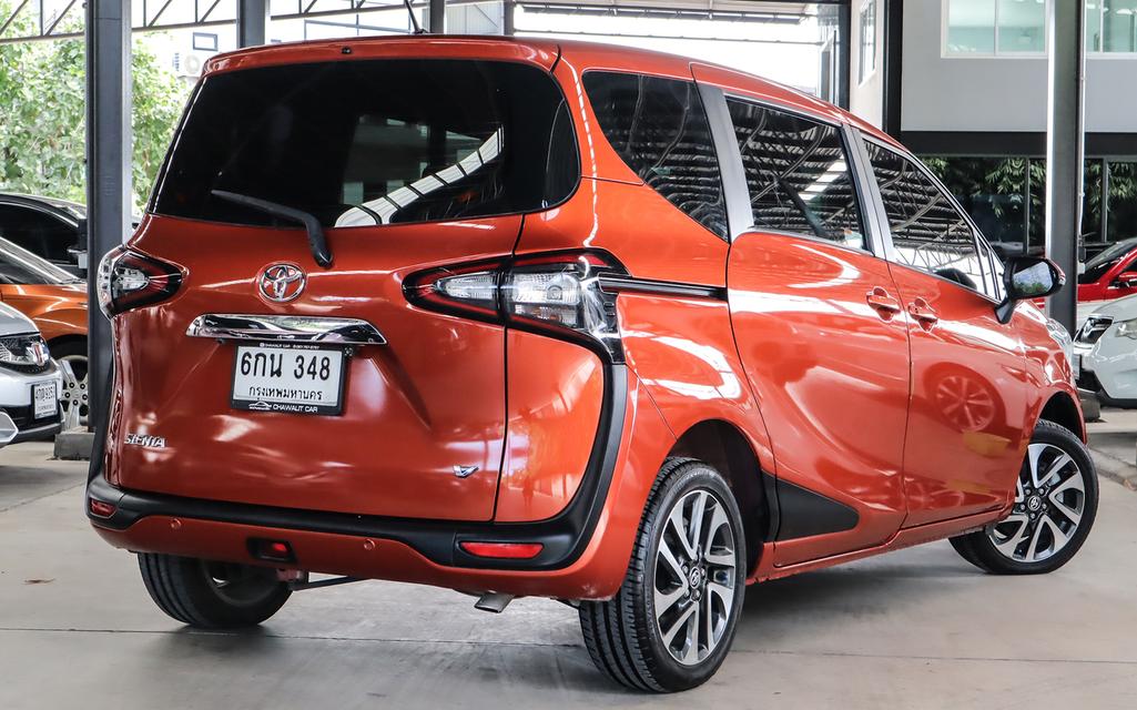 ขาย TOYOTA SIENTA 1.5 V ปี 2017 6