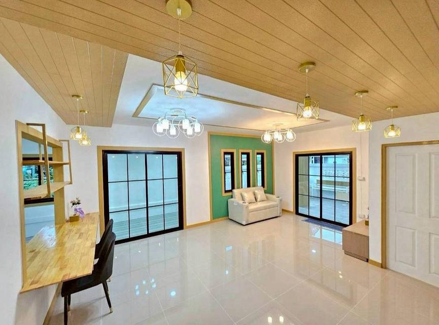หมู่บ้านพฤกษา10 ถนนบางกรวย-ไทรน้อยทาวน์เฮ้าส์ 2 ชั้น หลังมุม กลับรถ ตกแต่งใหม่พร้อมอยู่ 11