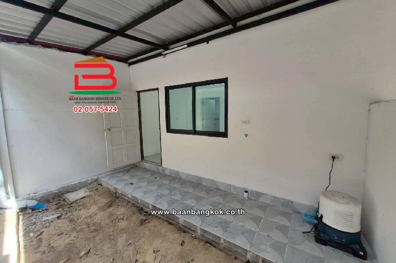 ทาวน์เฮาส์ หมู่บ้าน บ้านสวนปาริชาติ เนื้อที่ 19 ตร.ว ใกล้สถานีรถไฟฟ้าคลองบางไผ่ ตำบลเสาธงหิน อำเภอบางใหญ่ นนทบุรี 6