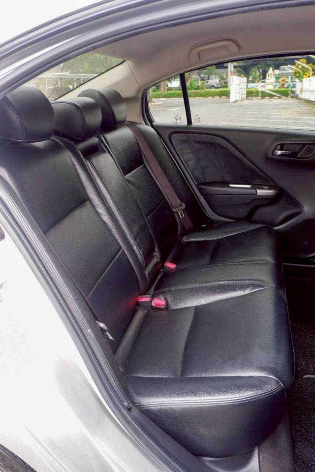 Honda city 1.5 sv i-vtec เกียร์ Auto ปี 2016 12